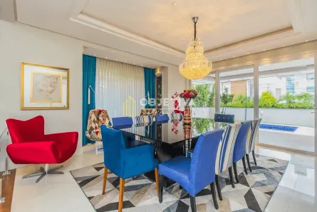 Casa com 4 Quartos à venda, 317m² no Igara, Canoas