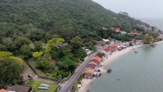 Fazenda / Sítio / Chácara à venda, 170000m² no Ribeirão da Ilha, Florianópolis