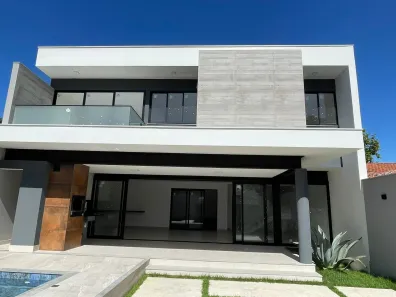 Casa com 3 Quartos à venda, 300m² no Camboinhas, Niterói