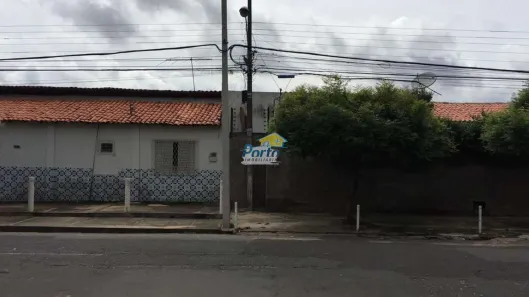 Casa com 4 Quartos à venda, 99m² no Centro, Teresina