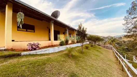 Fazenda / Sítio / Chácara com 3 Quartos à venda, 190m² no , Monteiro Lobato