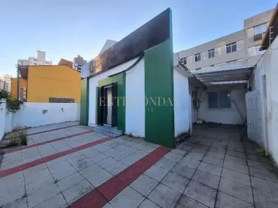 Casa Comercial para alugar, 242m² no Centro, Florianópolis
