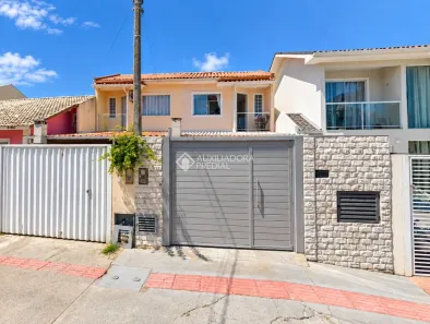 Sobrado com 2 Quartos à venda, 61m² no Forquilhas, São José