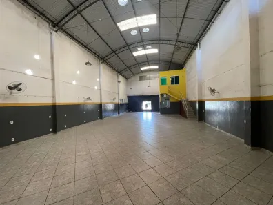 Prédio/Edifício Inteiro com 1 Quarto à venda, 300m² no Venda das Pedras, Itaboraí