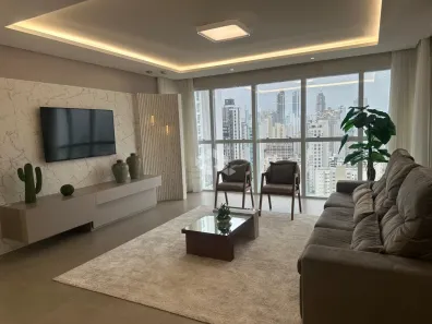 Apartamento com 3 Quartos à venda, 136m² no Centro, Balneário Camboriú