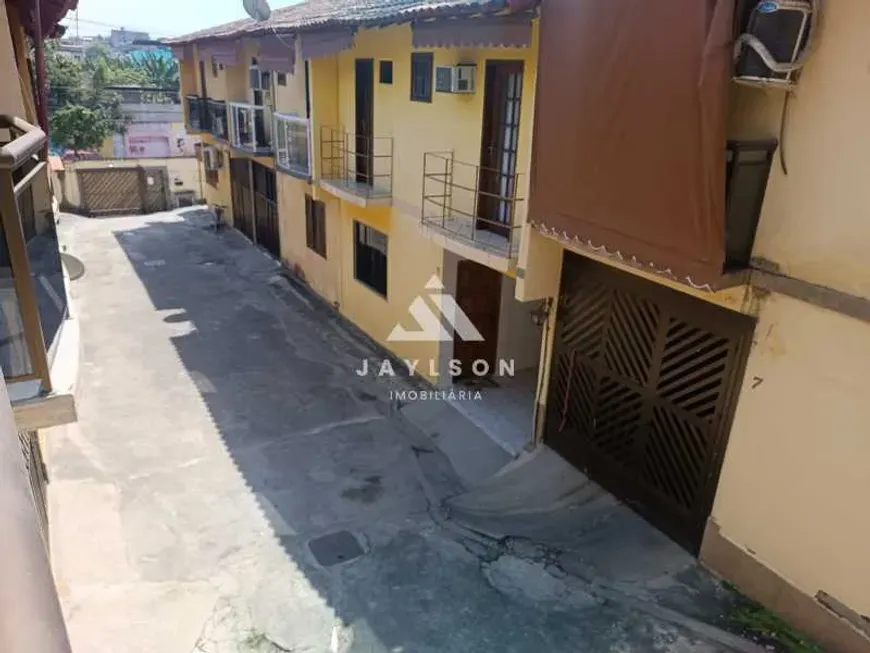 Foto do imóvel - Casa de condomínio para alugar com 2 quartos, 1 suíte, 3 banheiros e 1 vaga na garagem próxima.