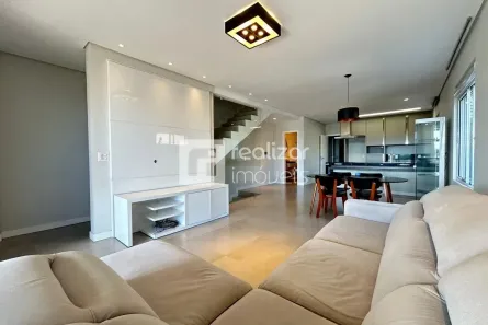 Casa com 4 Quartos para alugar, 289m² no Centro, Florianópolis