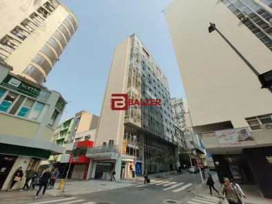 Conjunto Comercial / Sala à venda, 28m² no Centro, Florianópolis