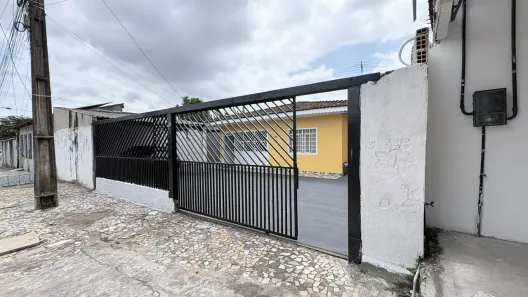 Casa com 5 Quartos para alugar, 675m² no Centro, Marituba