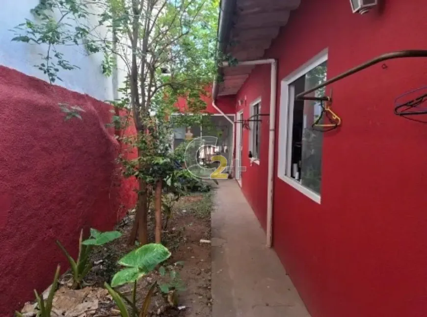 Foto do imóvel - Imóvel comercial para alugar com 6 quartos, 3 banheiros, 300 m² e 2 vagas na garagem próximo ao.