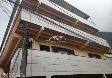 Prédio/Edifício Inteiro com 12 Quartos à venda, 450m² no Itamarati, Petrópolis