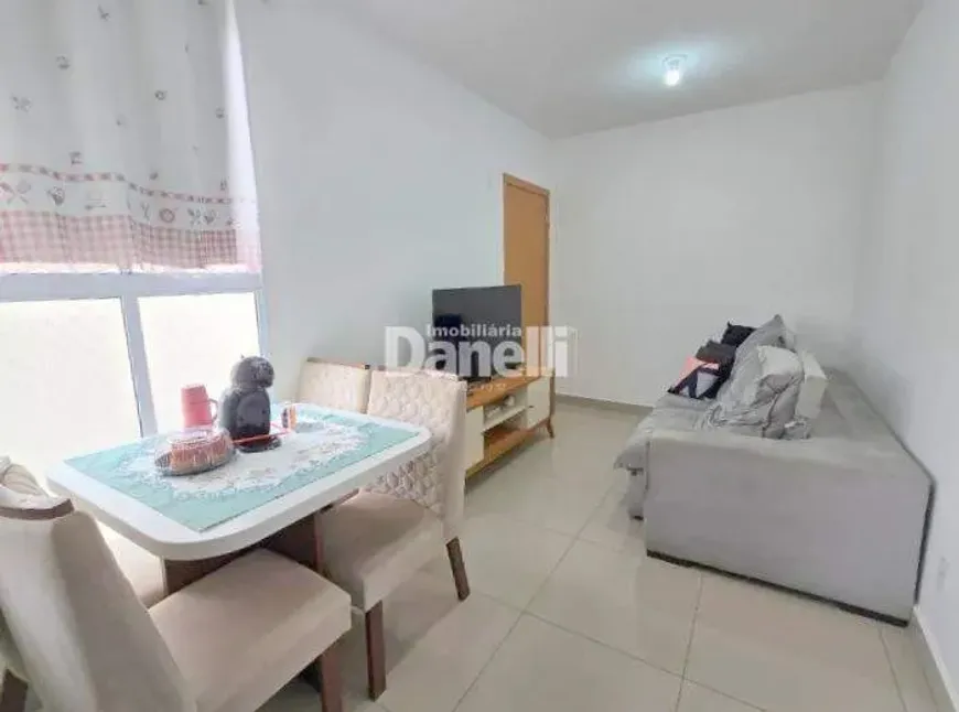Foto do imóvel - Apartamento à venda com 2 quartos, 1 banheiro e piscina no condomínio em
