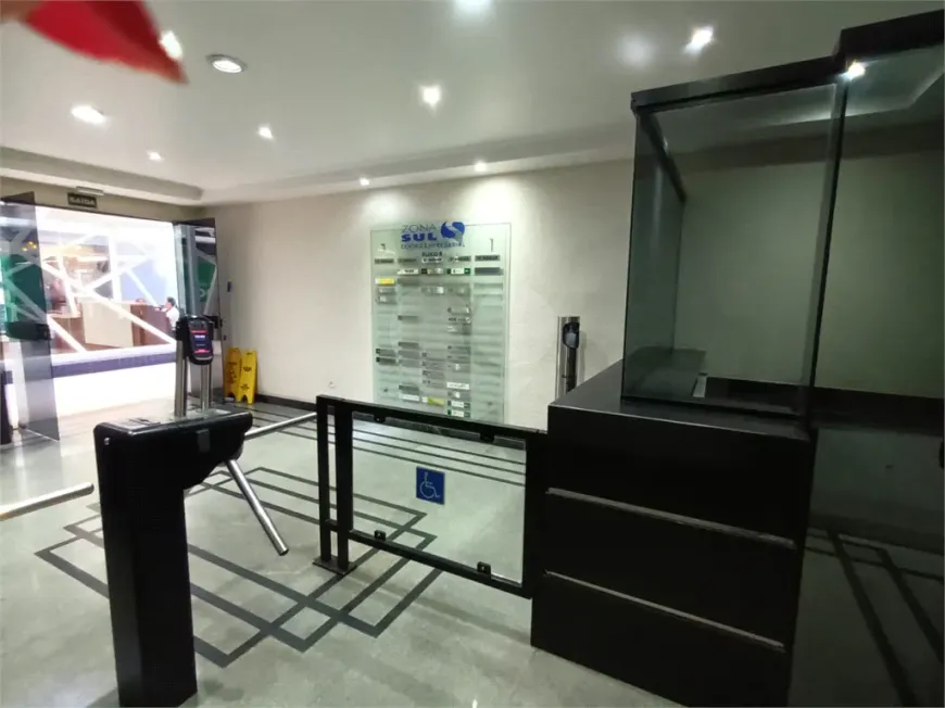 Foto do imóvel - Sala/Conjunto/Escritório à venda com 30 m², 2 banheiros e 1 vaga na garagem próximo ao Metrô.