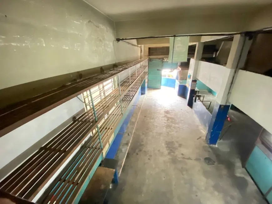 Foto do imóvel - Ponto comercial/Loja/Box para alugar com 200 m², 1 banheiro, 3 vagas