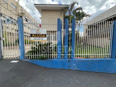 Sobrado com 3 Quartos para alugar, 357m² no Centro, Cascavel