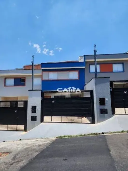 Foto do imóvel - Sobrado à venda com 2 quartos, 2 suítes, de 60 a 68 m², de 1 a 3 banheiros e 1 a 2 vagas na.