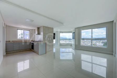 Apartamento com 3 Quartos à venda, 136m² no Centro, Balneário Camboriú