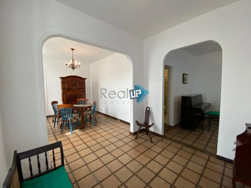 Foto do imóvel - Casa para alugar com 177 m², 3 quartos, 4 banheiros, 1 vaga