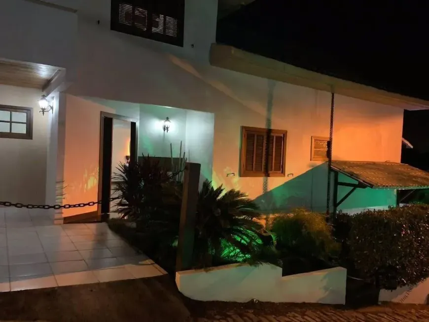 Foto do imóvel - Casa de condomínio para alugar ou à venda com 3 quartos, 1 suíte, 5 banheiros, 3 vagas na.