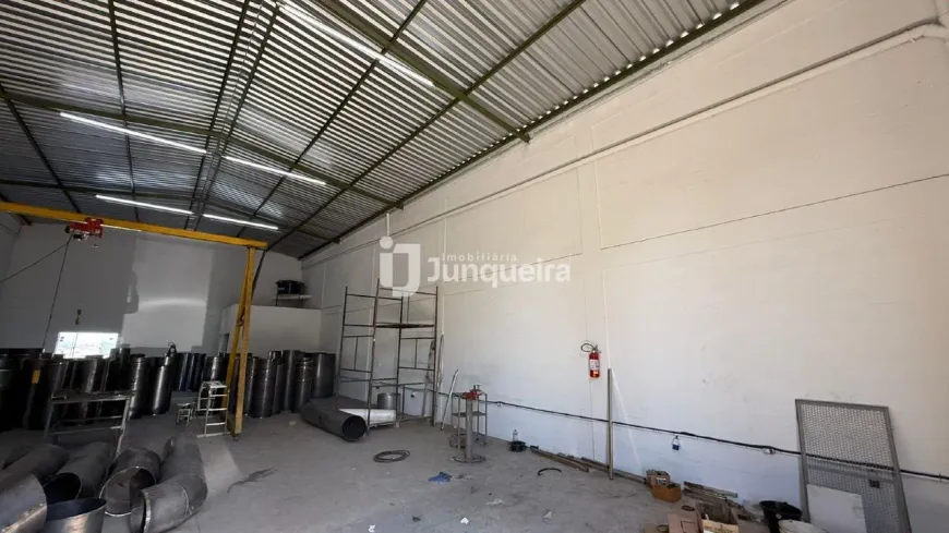 Foto do imóvel - Ponto comercial/Loja/Box para alugar com 250 m², 2 banheiros