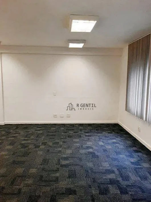 Foto do imóvel - Prédio inteiro disponível para alugar e venda com 270 m² próximo ao Metrô Flamengo em