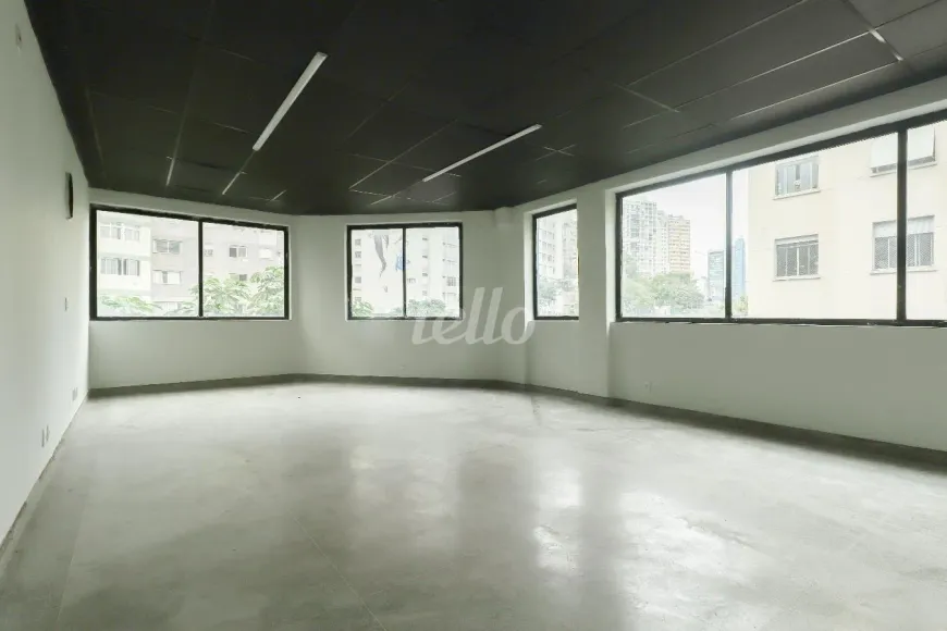 Foto do imóvel - Sala/Conjunto/Escritório para alugar com 150 m² e 2 banheiros próximo ao Metrô Anhangabaú em