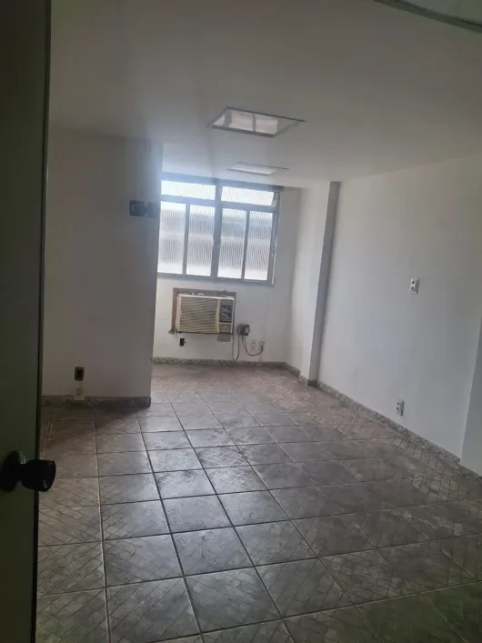 Foto do imóvel - Prédio/Edifício inteiro para alugar com 50 m², 1 banheiro
