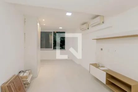 Apartamento com 2 Quartos à venda, 55m² no Copacabana, Rio de Janeiro