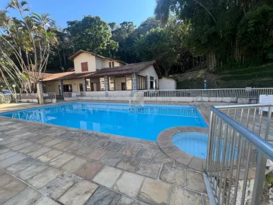 Apartamento com 2 Quartos para alugar, 67m² no Prata, Teresópolis