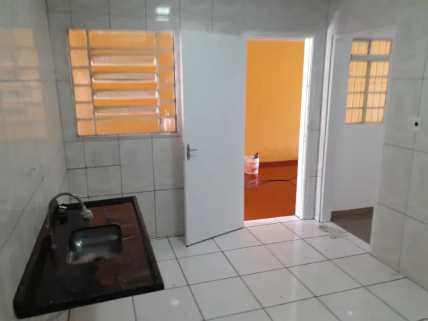 Foto do imóvel - Casa à venda com 3 quartos, 2 banheiros, 159 m² e 2 vagas na garagem em