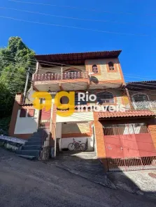 Casa de Condomínio com 4 Quartos à venda, 165m² no Vila Valqueire, Rio de Janeiro