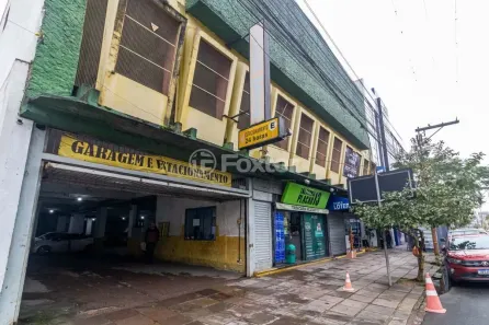 Prédio/Edifício Inteiro à venda, 2000m² no São Geraldo, Porto Alegre