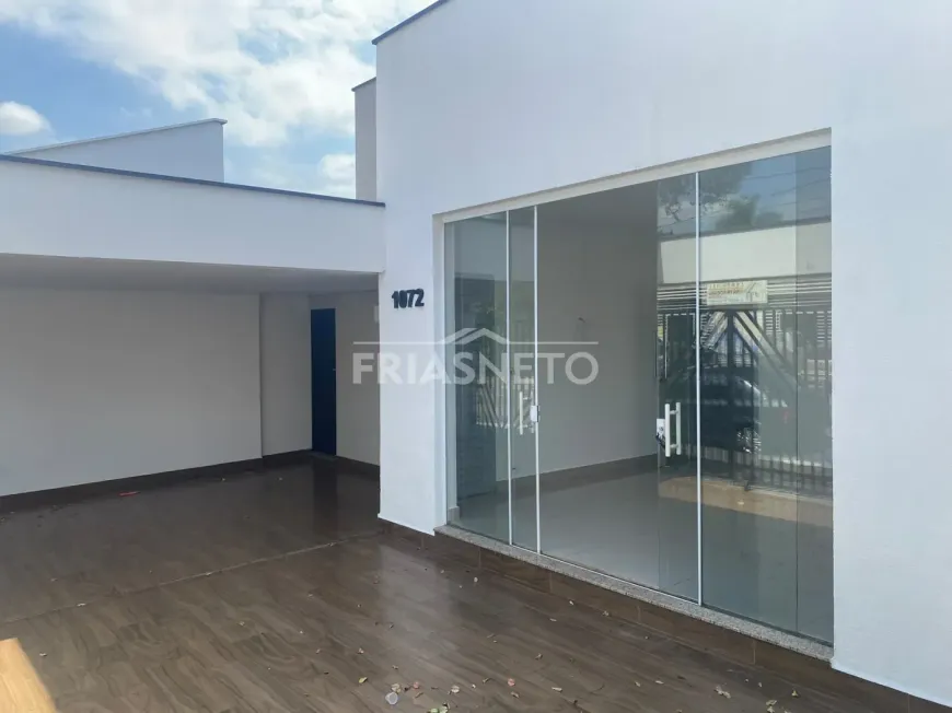 Foto do imóvel - Prédio/Edifício inteiro para alugar com 3 vagas na garagem e 200 m² em