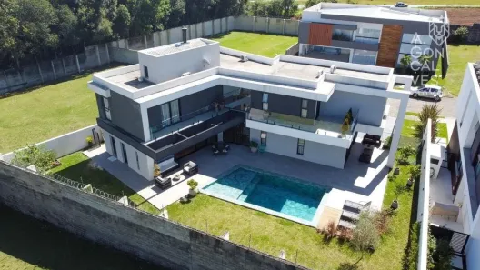 Casa de Condomínio com 3 Quartos à venda, 467m² no Santa Felicidade, Curitiba