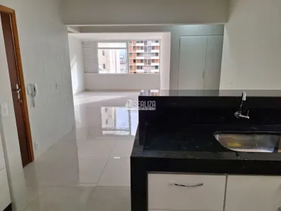 Apartamento com 3 Quartos para alugar, 10m² no Centro, Uberaba