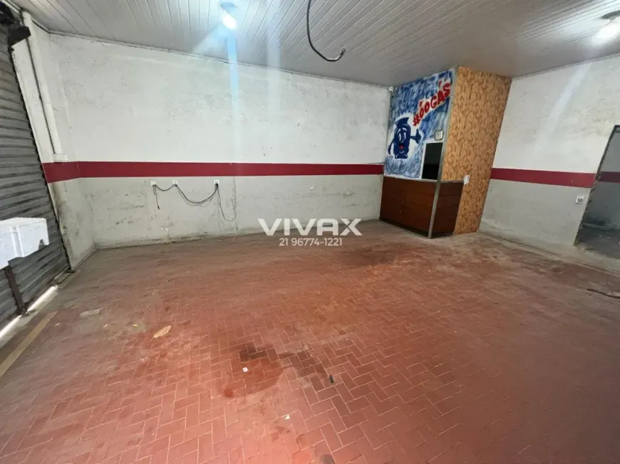 Foto do imóvel - Ponto comercial/Loja/Box à venda com 80 m², 1 banheiro e 6 vagas na garagem em