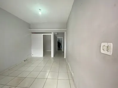 Studio com 1 Quarto para alugar, 90m² no Centro, Taubaté