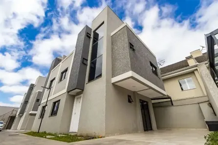 Sobrado com 3 Quartos à venda, 1480m² no Uberaba, Curitiba