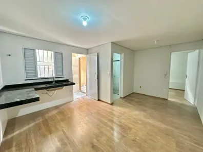Kitnet com 1 Quarto para alugar, 34m² no Serrano, Belo Horizonte