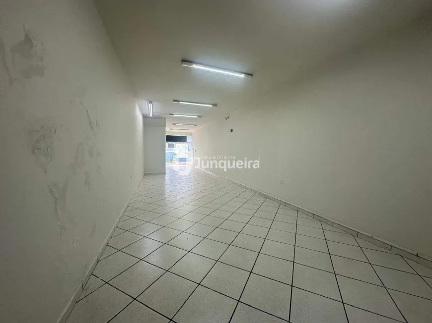 Foto do imóvel - Ponto comercial/Loja/Box à venda com 95 m² e 2 banheiros em