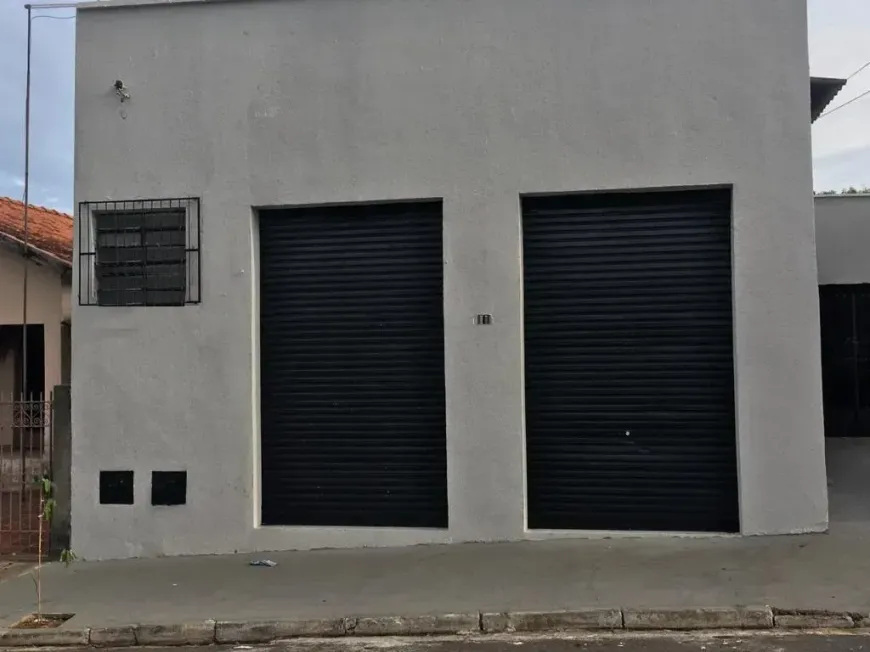 Foto do imóvel - Ponto comercial/Loja/Box para alugar com 30 m², 1 banheiro e aceita animais em
