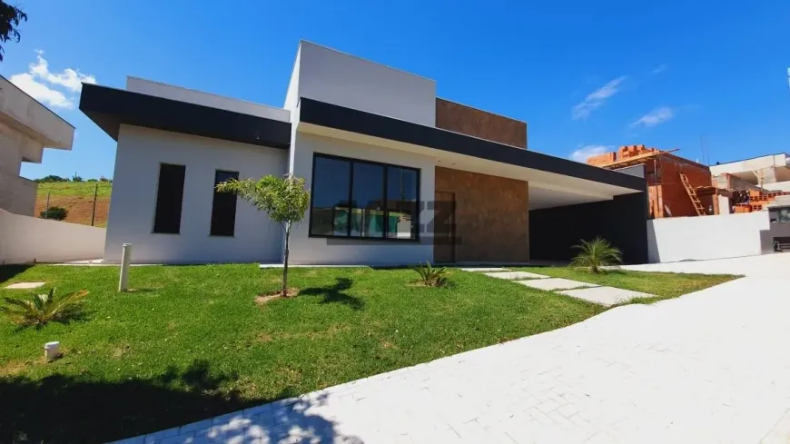 Foto do imóvel - Casa para comprar com 247 m², 3 quartos, 5 banheiros, 4 vagas