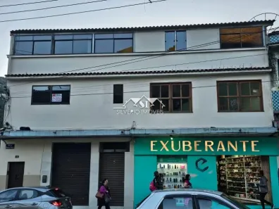 Prédio/Edifício Inteiro com 6 Quartos à venda, 300m² no Itamarati, Petrópolis