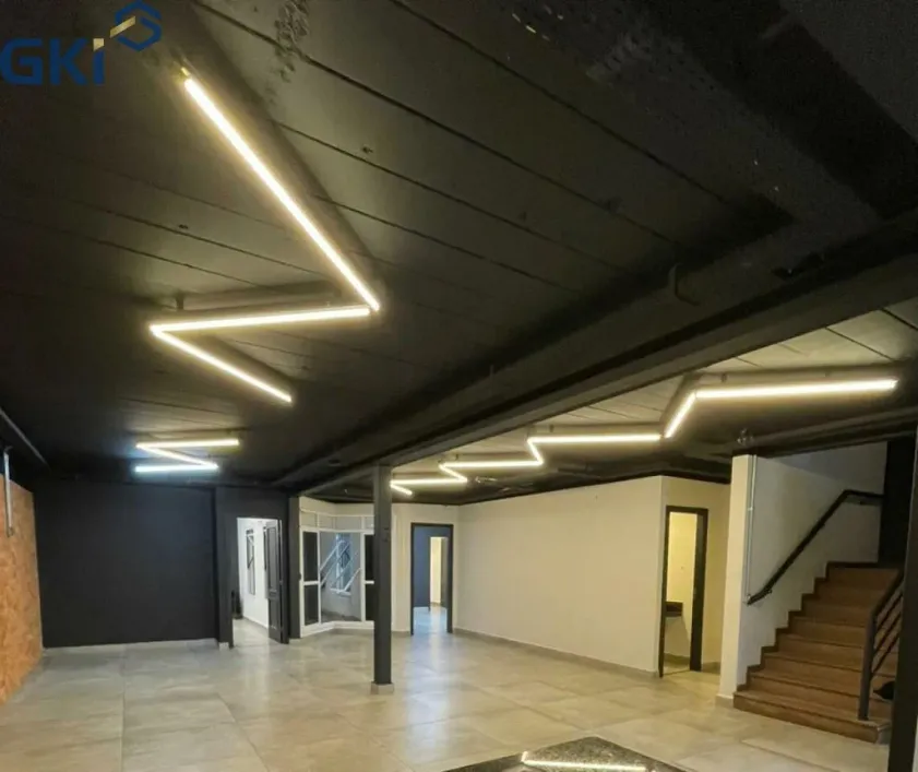 Foto do imóvel - Prédio/Edificio inteiro para alugar com 560 m², 10 banheiros, 6 vagas e ar-condicionado em