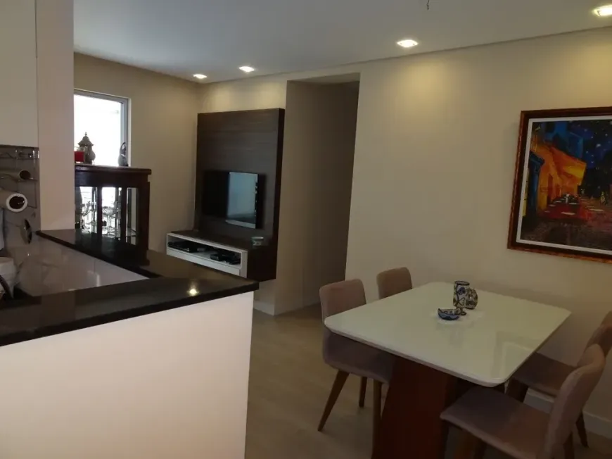 Foto do imóvel - Prédio/Edifício inteiro à venda com 2 quartos, 1 banheiro e 1 vaga na garagem em
