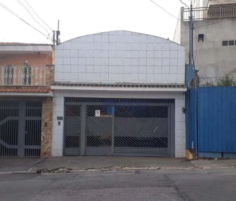Foto do imóvel - Sobrado à venda com 3 quartos, 1 suíte, 161 m², 2 banheiros e 3 vagas na garagem em