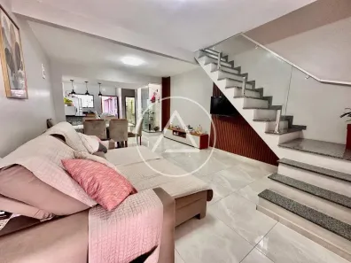 Casa com 3 Quartos à venda, 120m² no Sol e Mar, Macaé