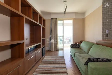 Apartamento com 2 Quartos para alugar, 77m² no Centro, Curitiba