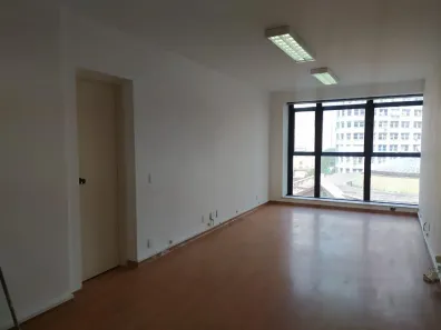 Conjunto Comercial / Sala à venda, 32m² no Centro, Rio de Janeiro
