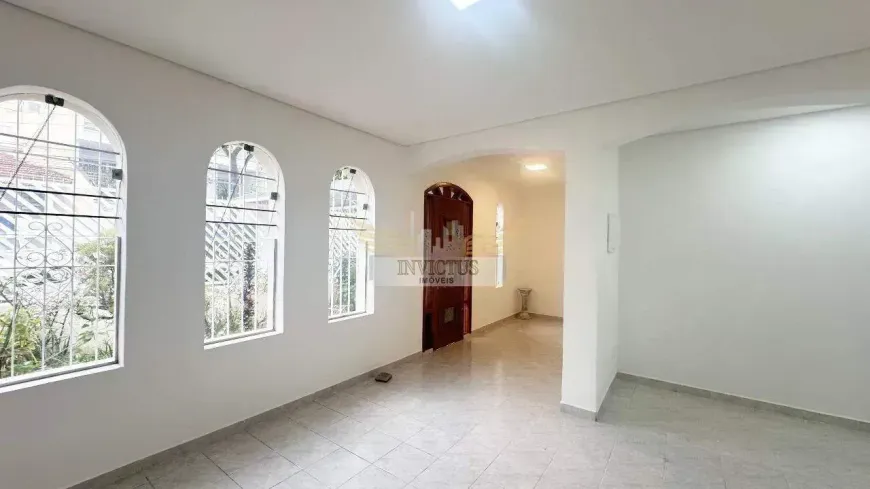 Foto do imóvel - Casa à venda com 3 quartos, 1 suíte, de 150 a 157 m², 2 a 3 banheiros e 4 a 5 vagas em
